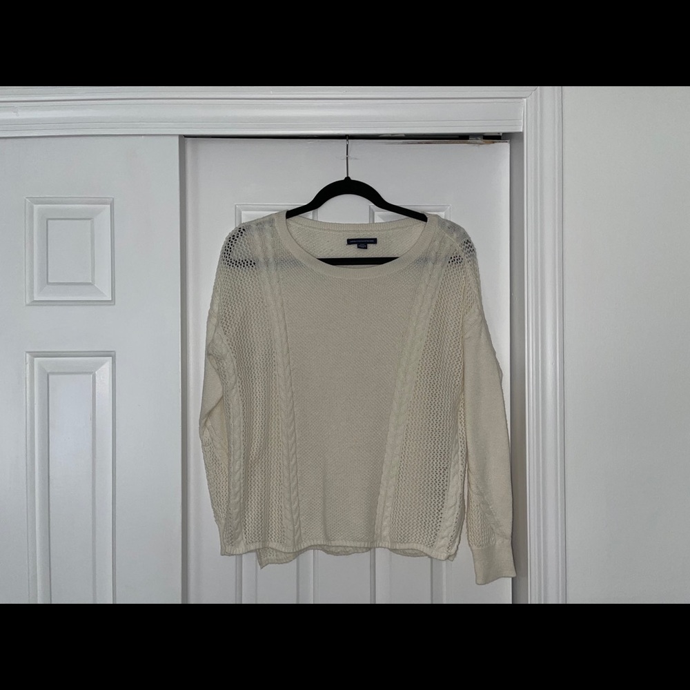 White American Eagle Sweater